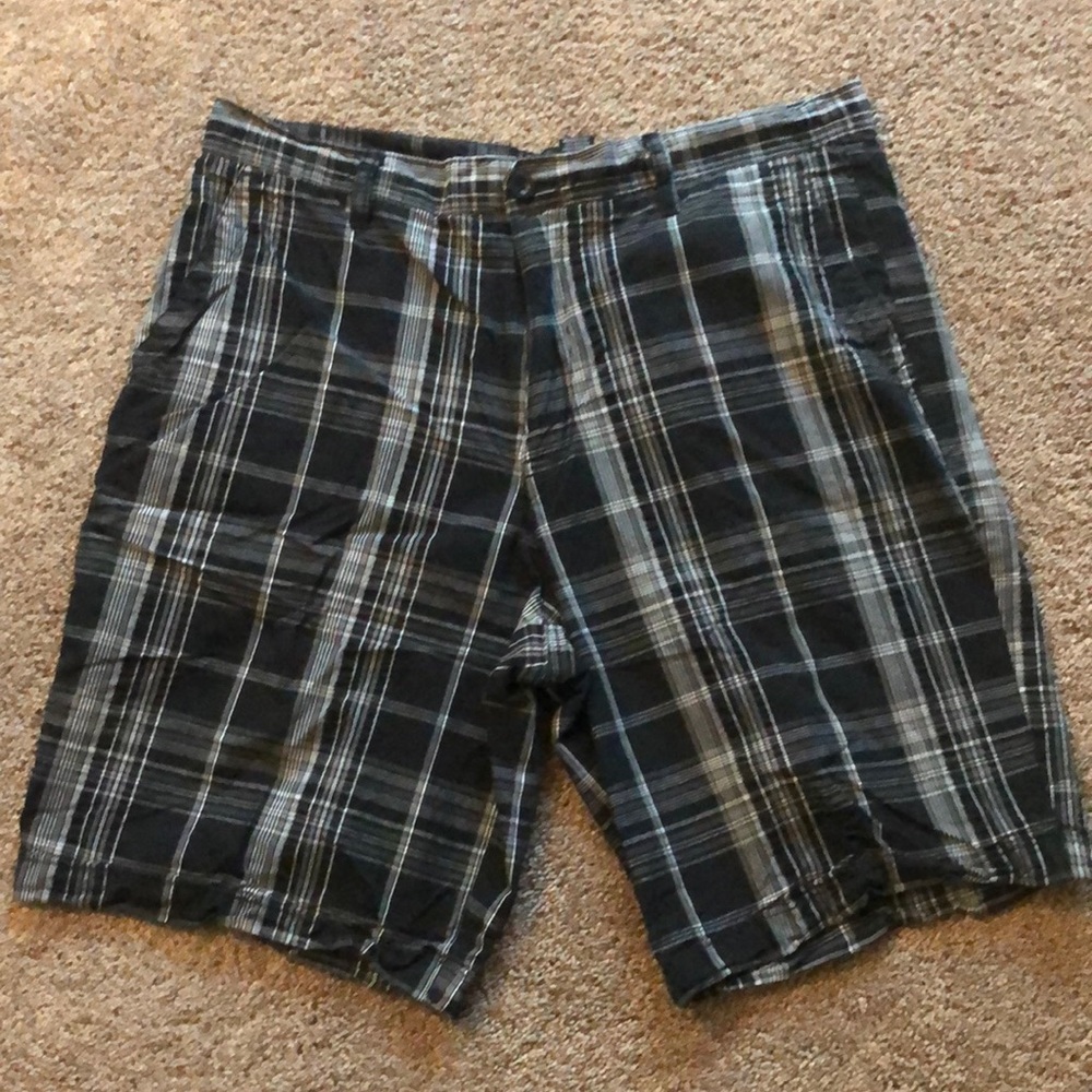 Apt 9 Cargo shirts size 36